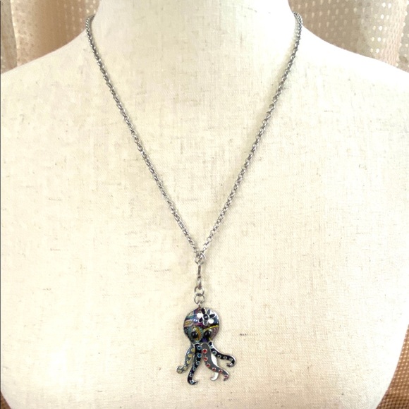 Decorative Octopus Pendant Necklace - Picture 2 of 11